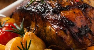 Pierna de cerdo a las hierbas